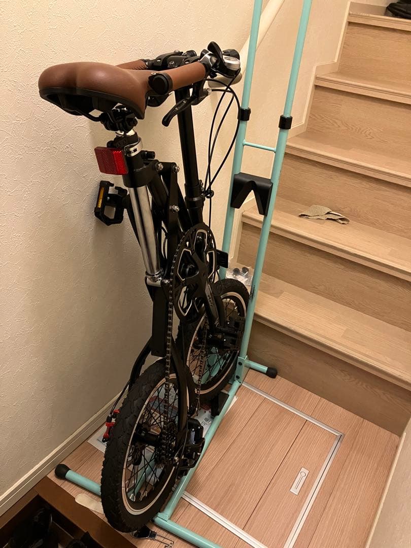 【1月25日限定売り尽くし特価】折りたたみ自転車 小径車 ミニベロ バッグ付き