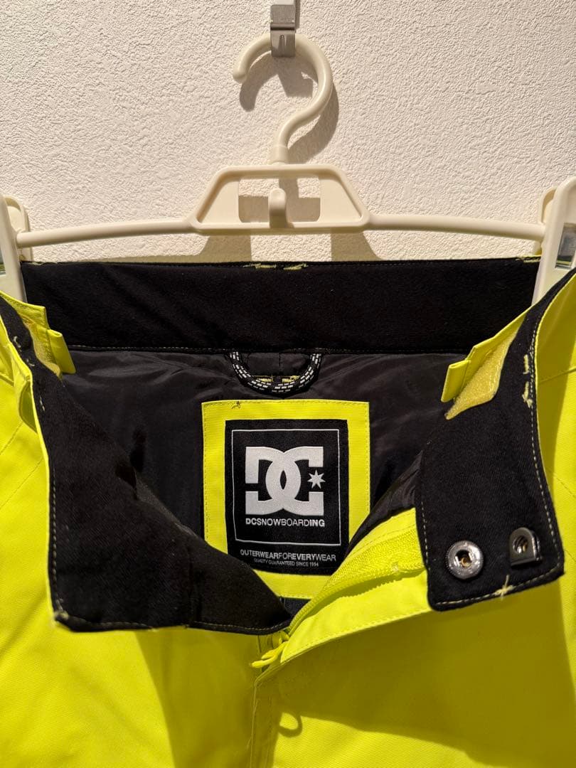スノーボードウェア DC 青と黄色迷彩　140cm