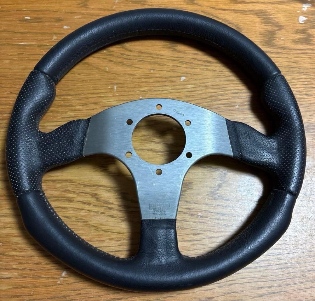 momo ステアリング　小径320