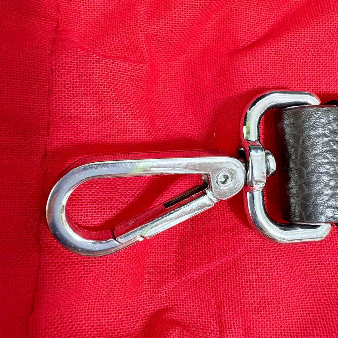 DIESEL　キーホルダー　X09684　ブラウン