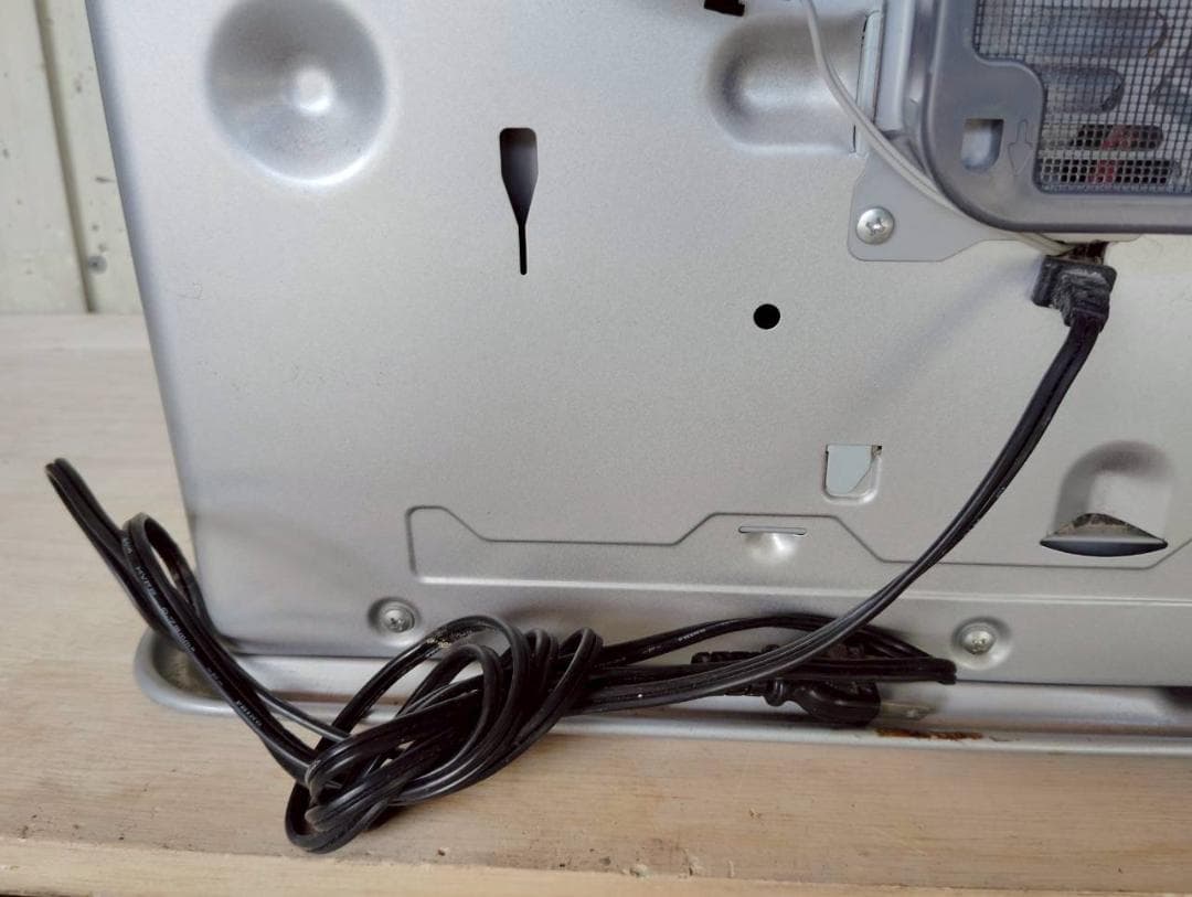 9W ダイニチ FW-5716LE 石油ファンヒーター シルバー 中古品