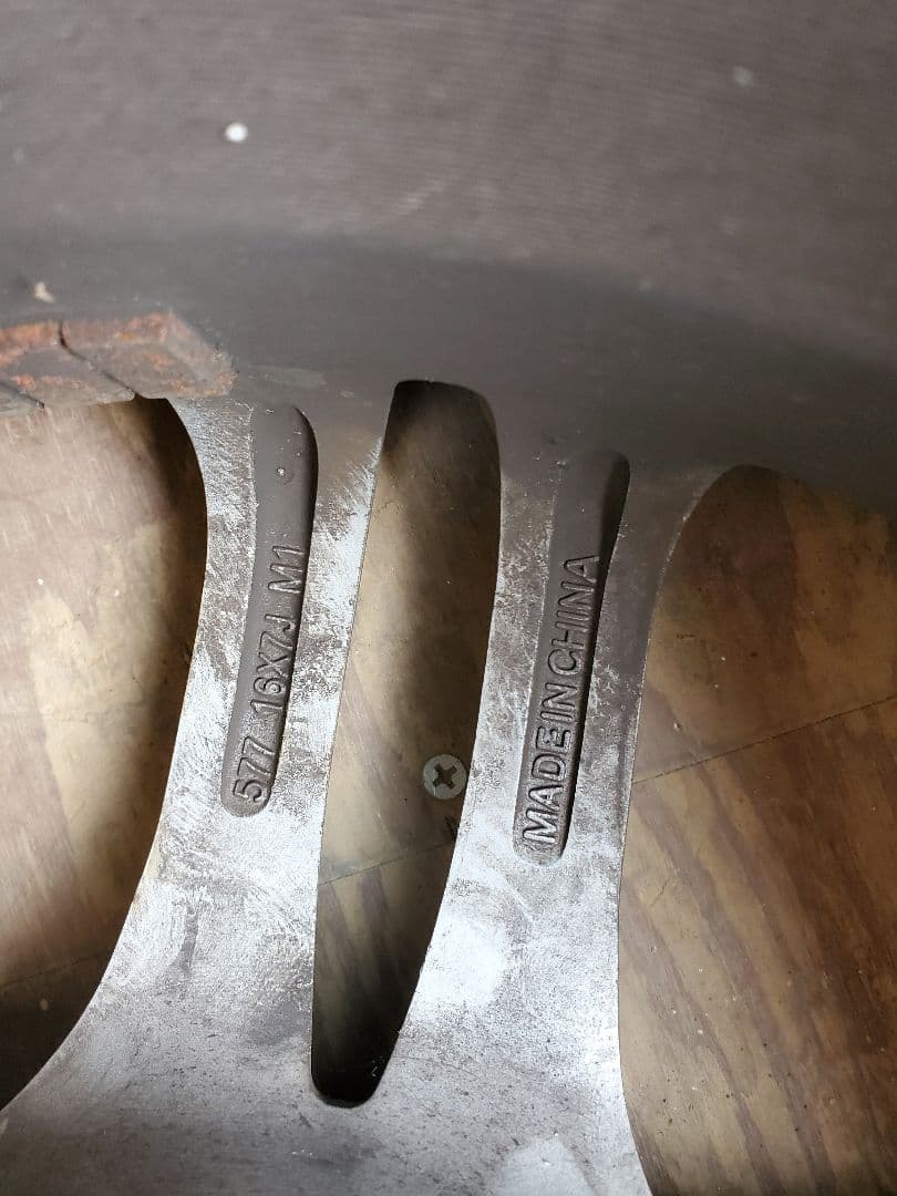 225/50R16 BLIZZAK VRX BMW3シリーズ　スタッドレス１本