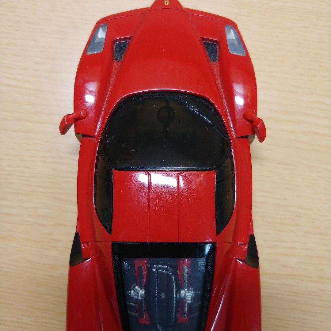 フェラーリ 1/10スケール ラジコンカー