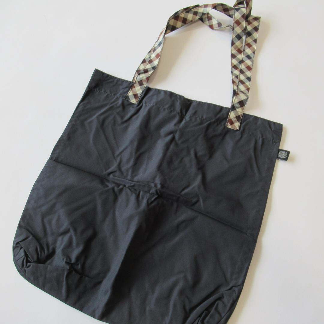 アクアスキュータム未使用ネイビー トレンチデザイン レインコート L 1/2