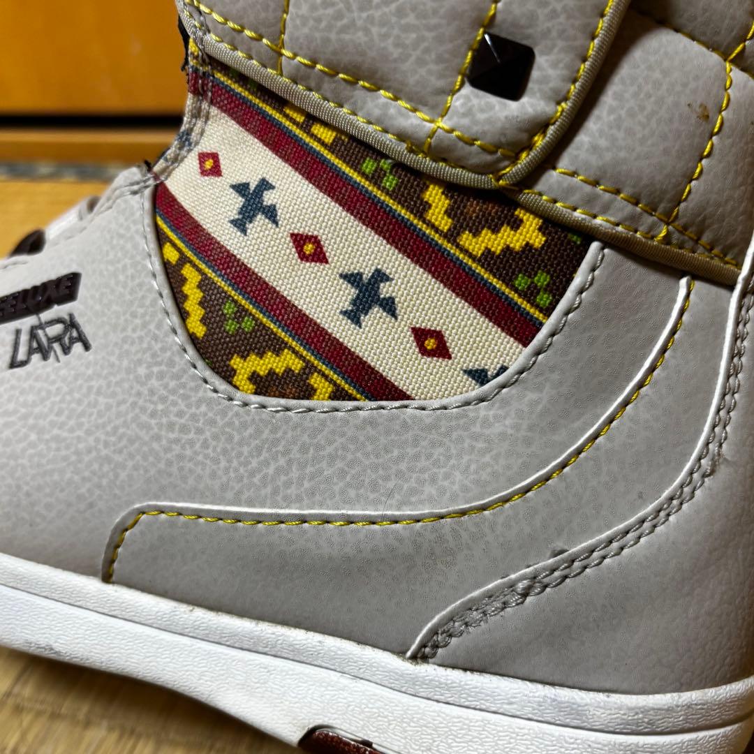 DEELUXE ディーラックス RAY LARA スノーボード 23.5cm