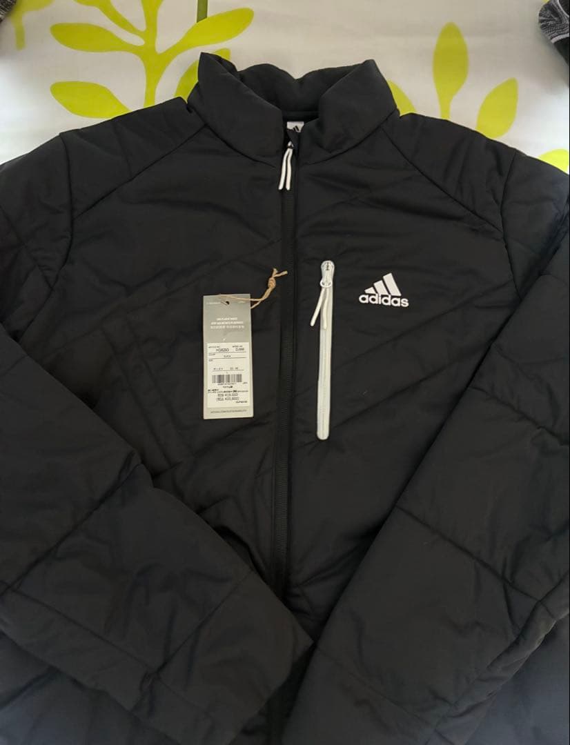 adidas ゴルフ　ブラック ダウンジャケット　タグ付き