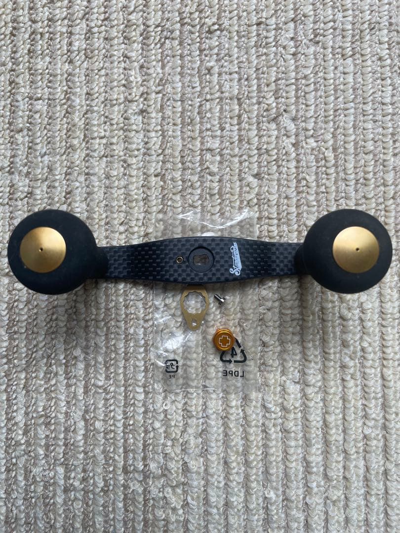 スタジオコンポジット　カーボンハンドル　105ミリ　シマノ左