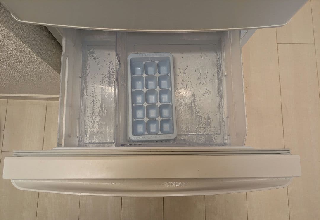 冷蔵庫 三菱 MR-P15J-W