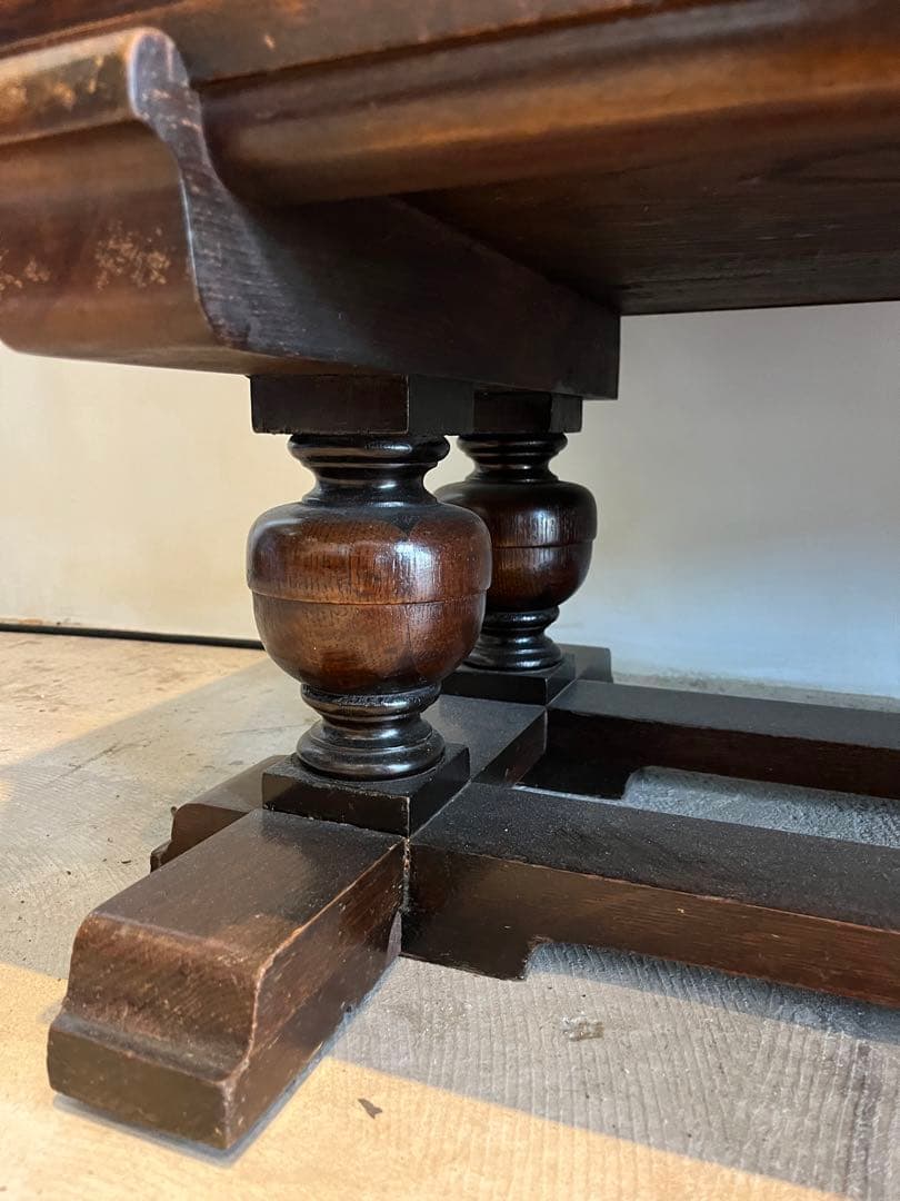 イギリス　アンティークキャビネット