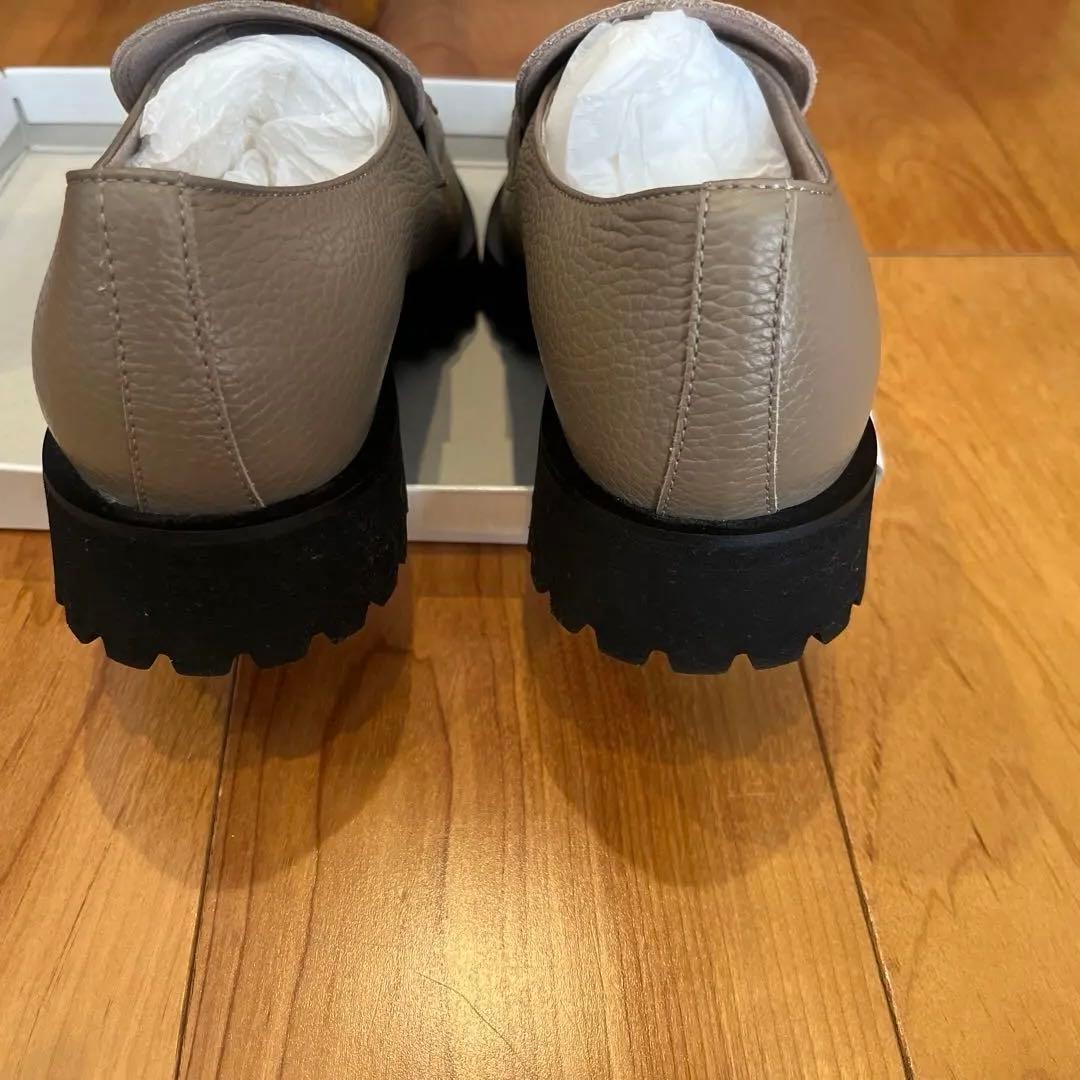 銀座かねまつ ベージュ レザー ローファー