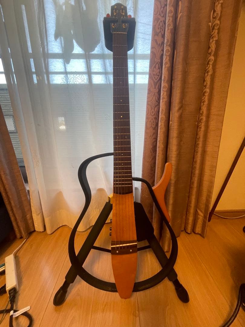 ヤマハ　サイレントギターSLG100S