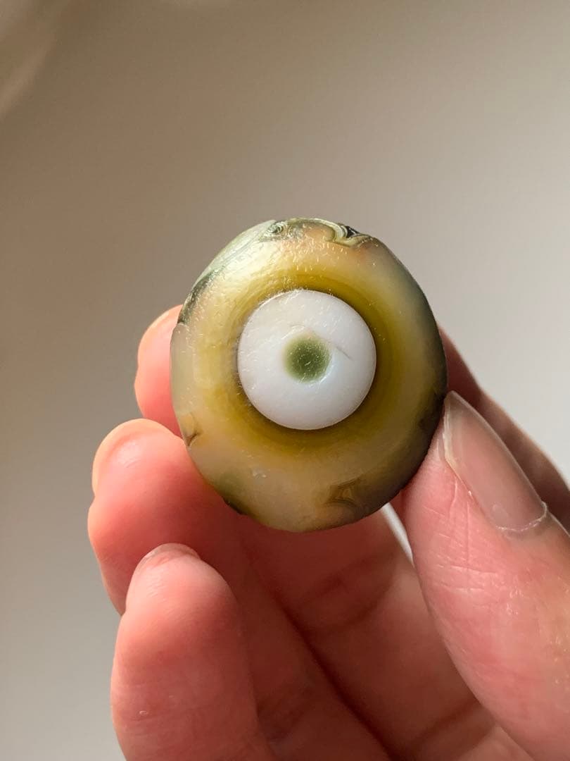 アラシャンゴビアゲート　蒙古瑪瑙　原石　水石　翡翠　オパール　根付　天珠 勾玉