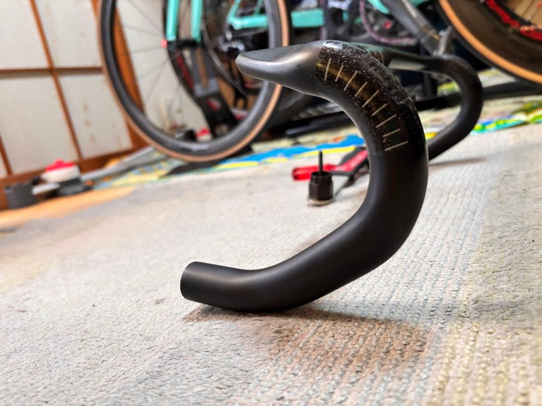 Prime Primavera エアロカーボンハンドルバー 380