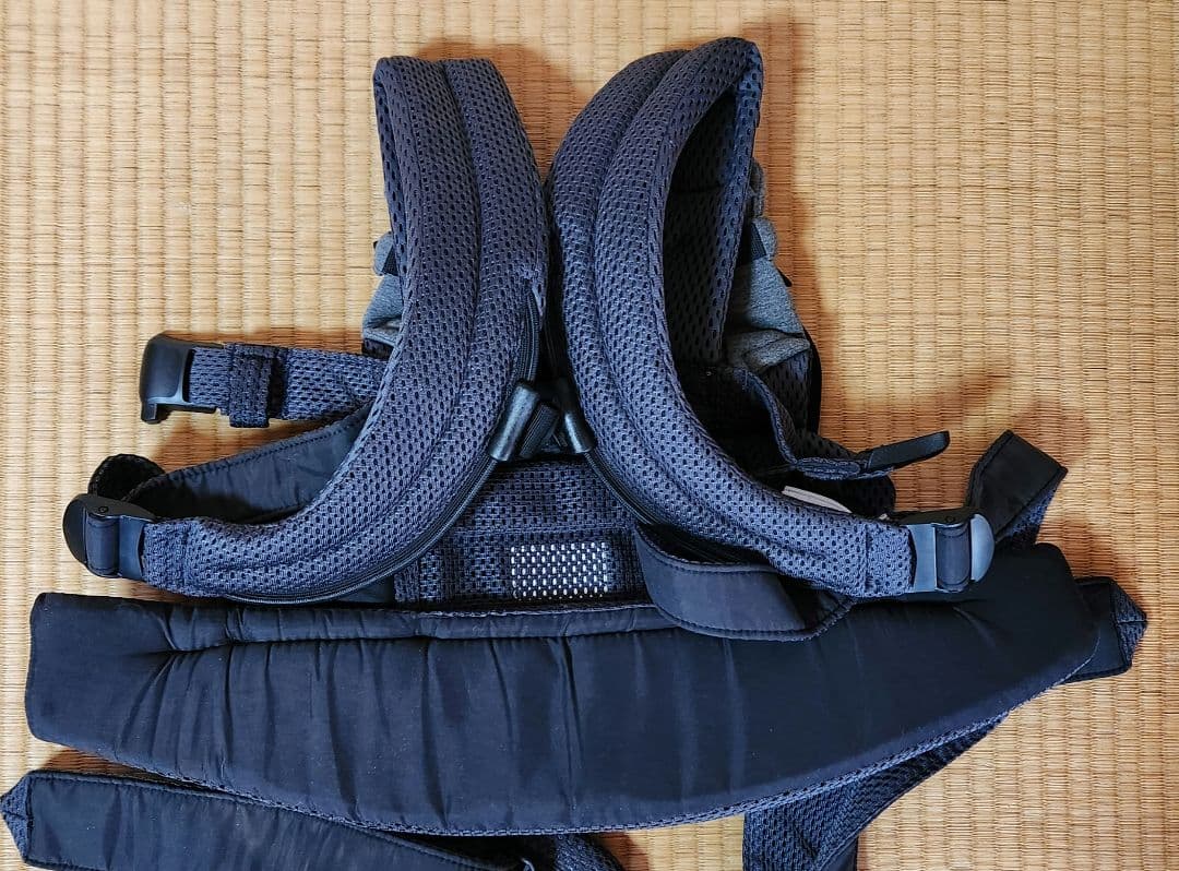 ベビービョルン HARMONY　美品