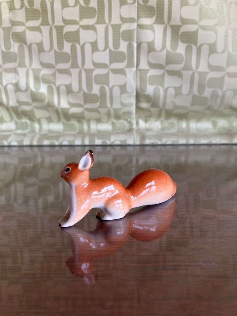 ロモノーソフ　フィギュリン　フィギュア　リス
