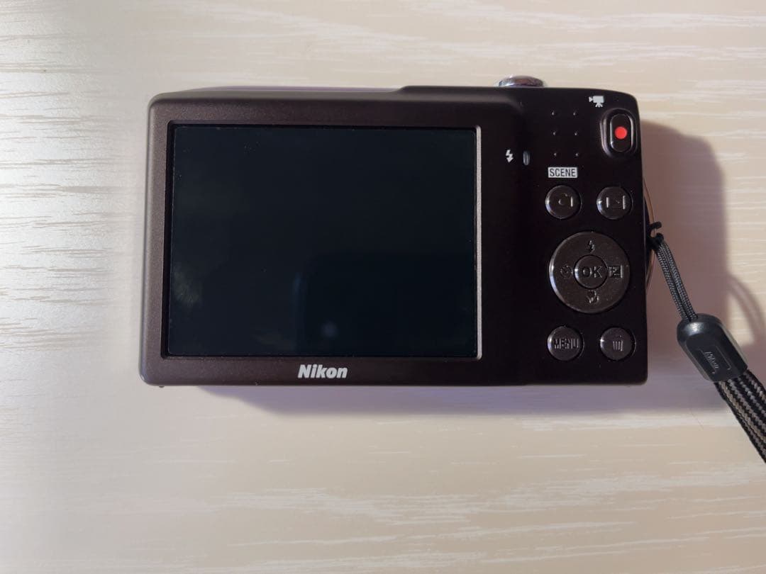Nikon COOLPIX S3300 紫 パープル デジカメ