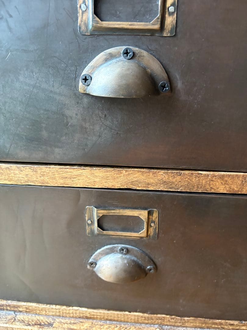 ビンテージ風木製キャビネット 11引き出し