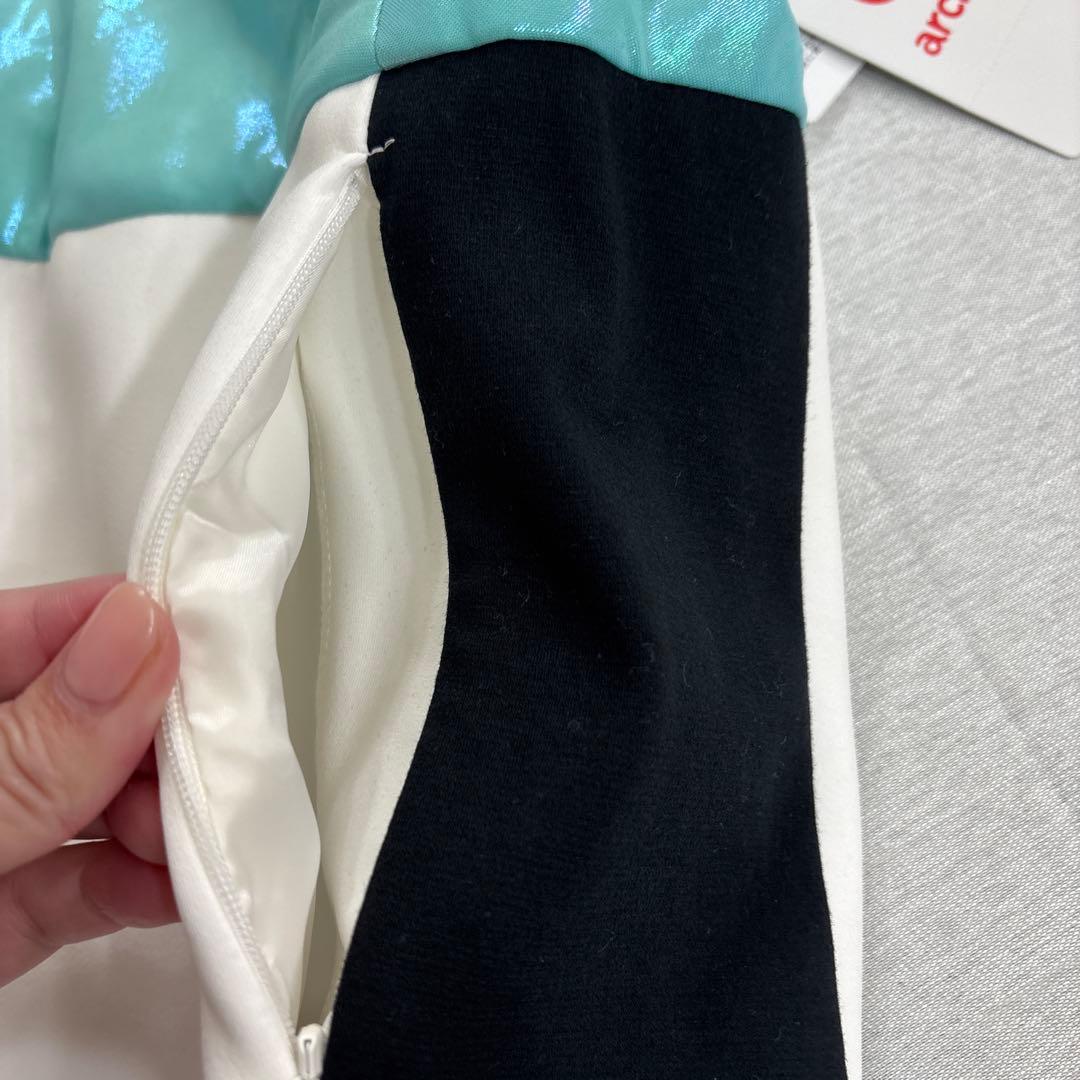 38 ARCHIVIO ライトグリーン　異素材切替スカート