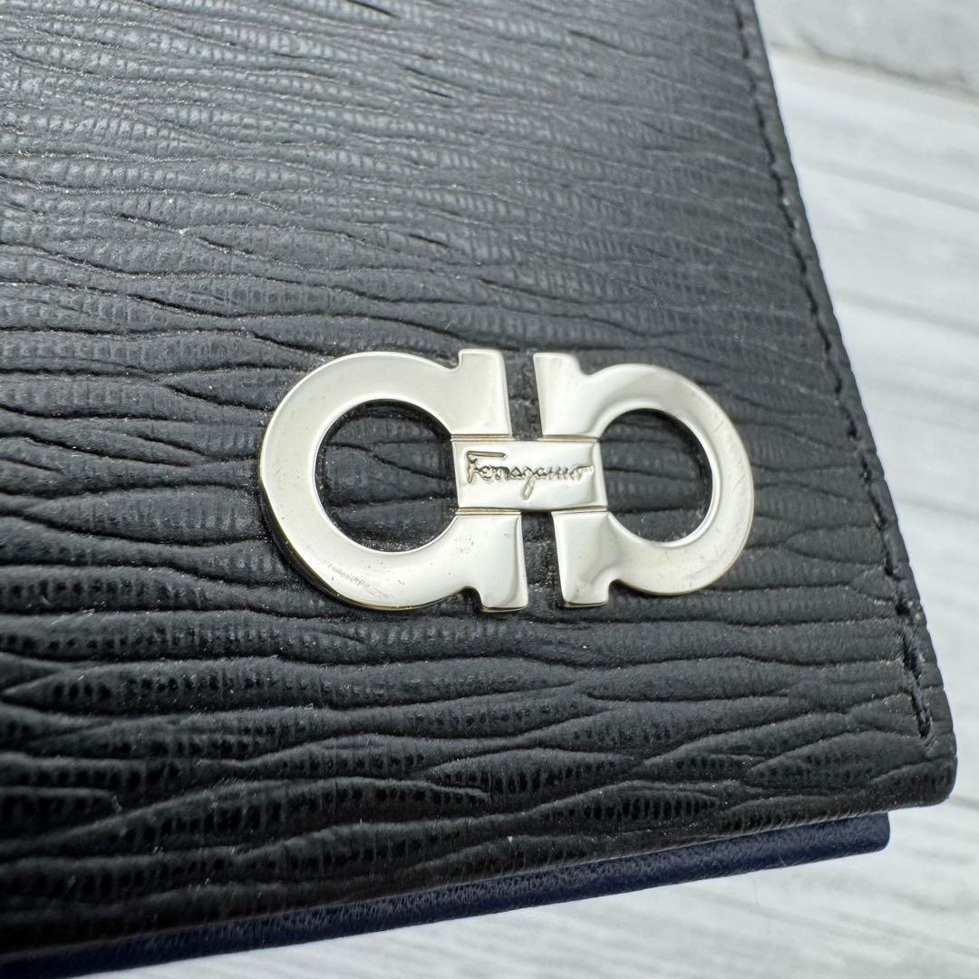 【現行モデル・未使用級】フェラガモ 名刺入れ ダブルガンチーニ レザー