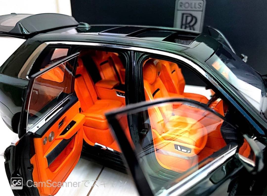 特価 1/18 ロールスロイス カリナン Rolls Royce グリーン