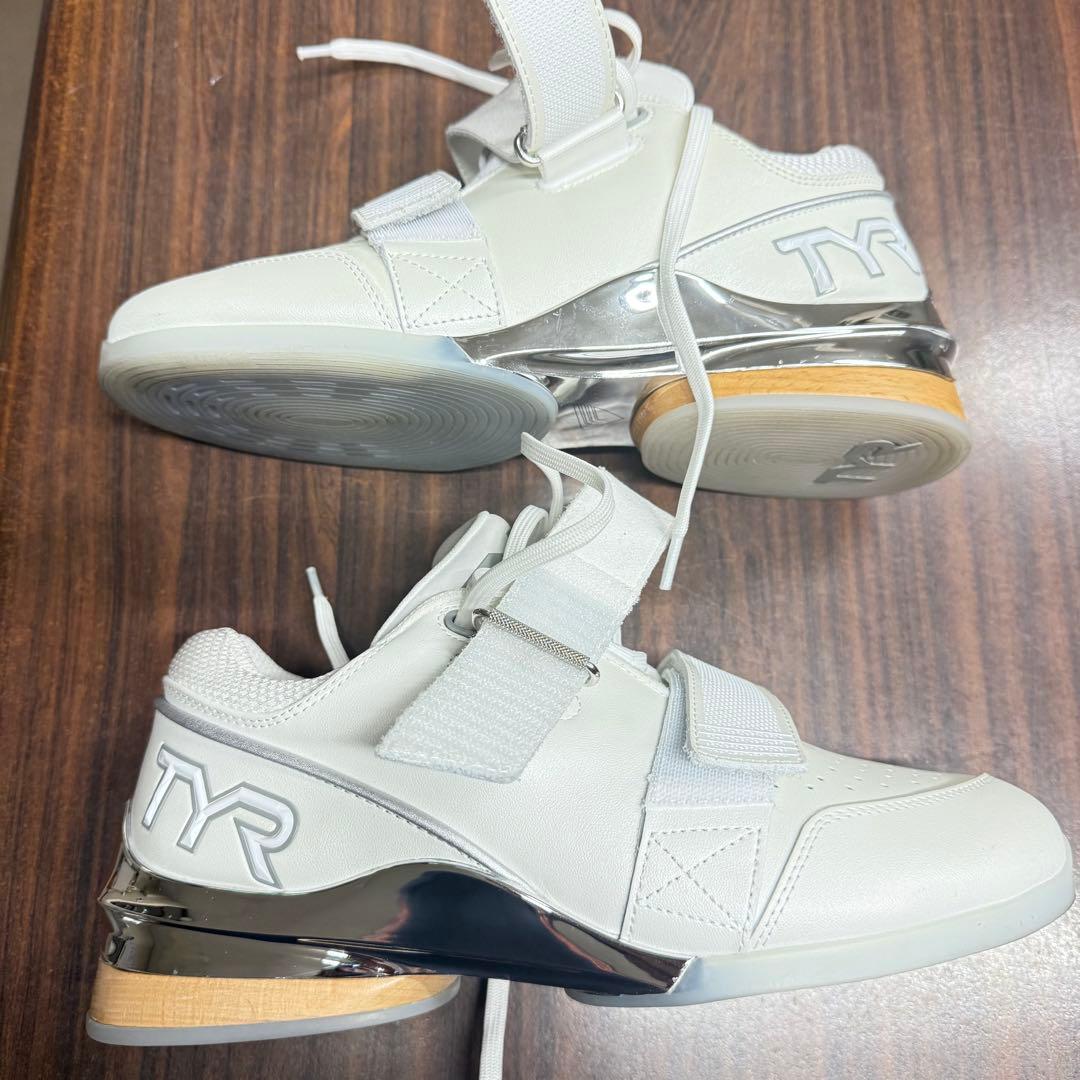 TYR FORCE1 ELITE リフティングシューズ　26cm M8