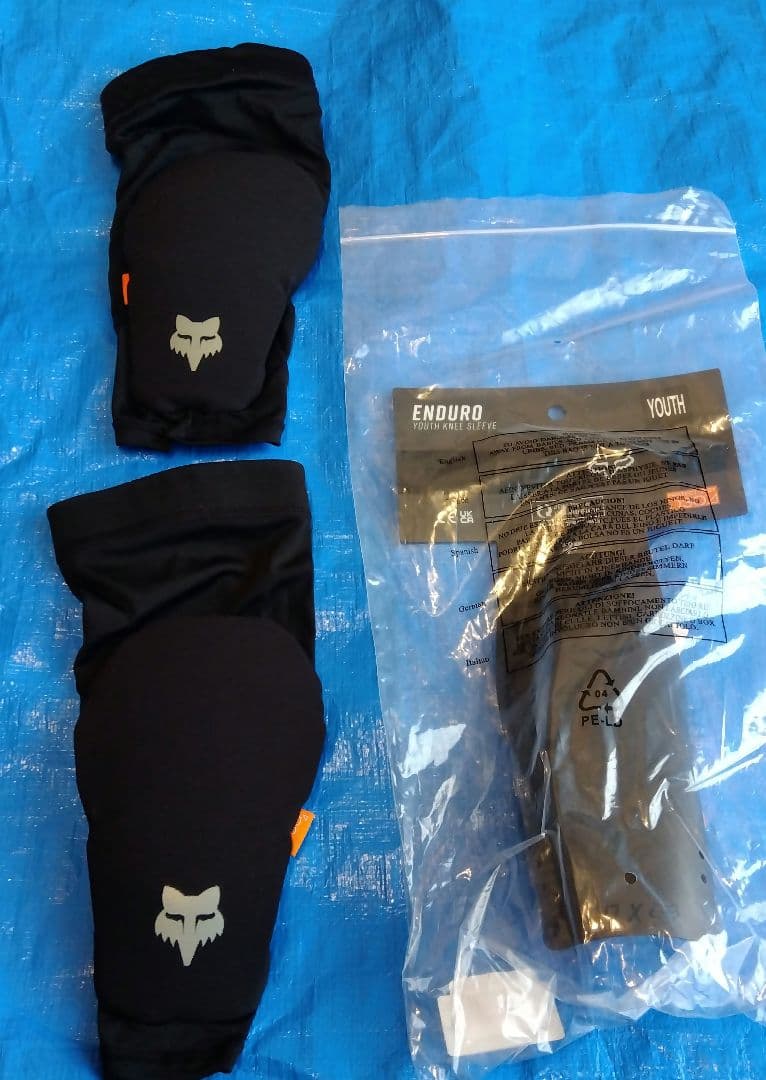 G-FORM プロテクターショーツ　Sサイズ　FOX 二ースリーブ　ユース