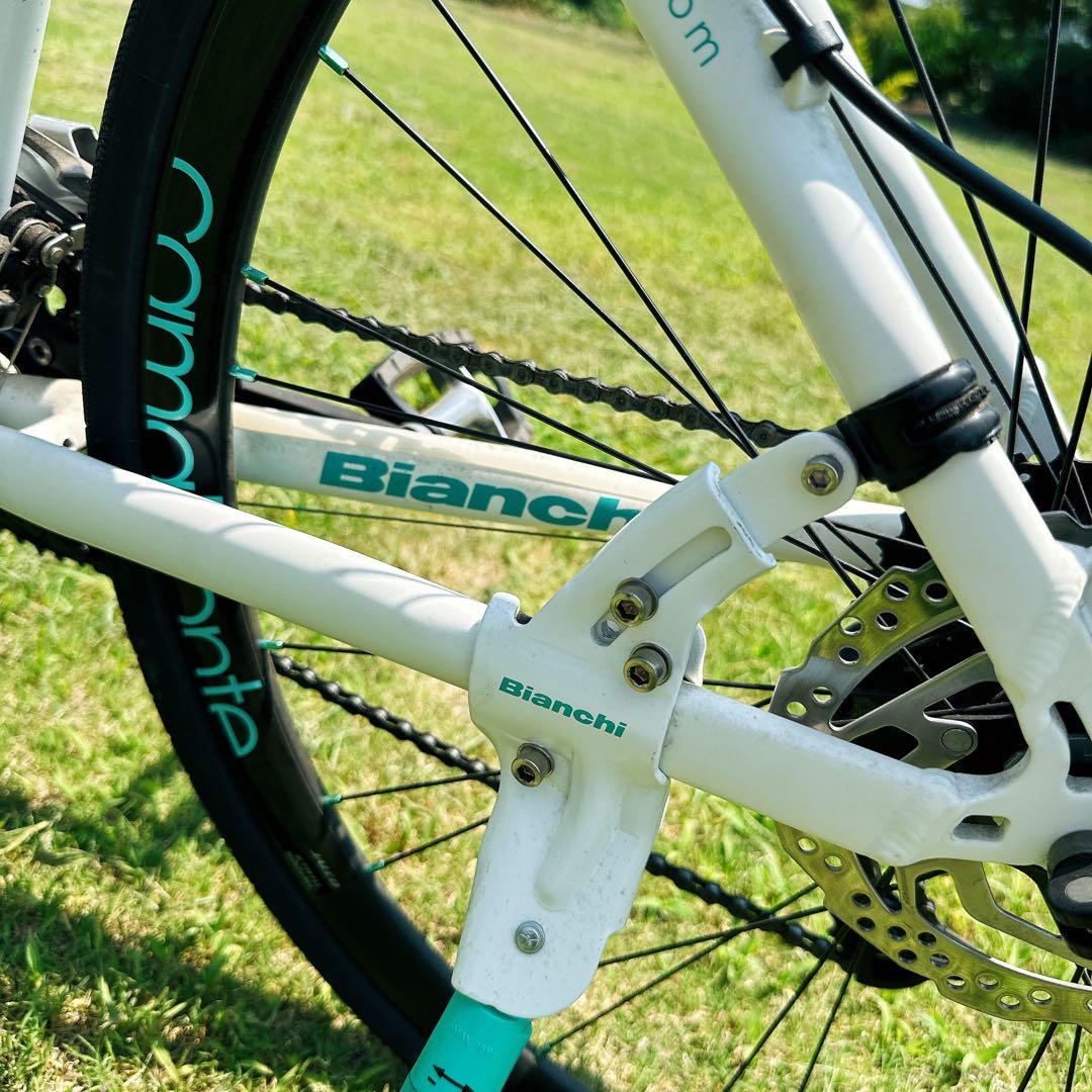 Bianchi　C:sport 3　クロスバイク　ホワイト　カメレオン3