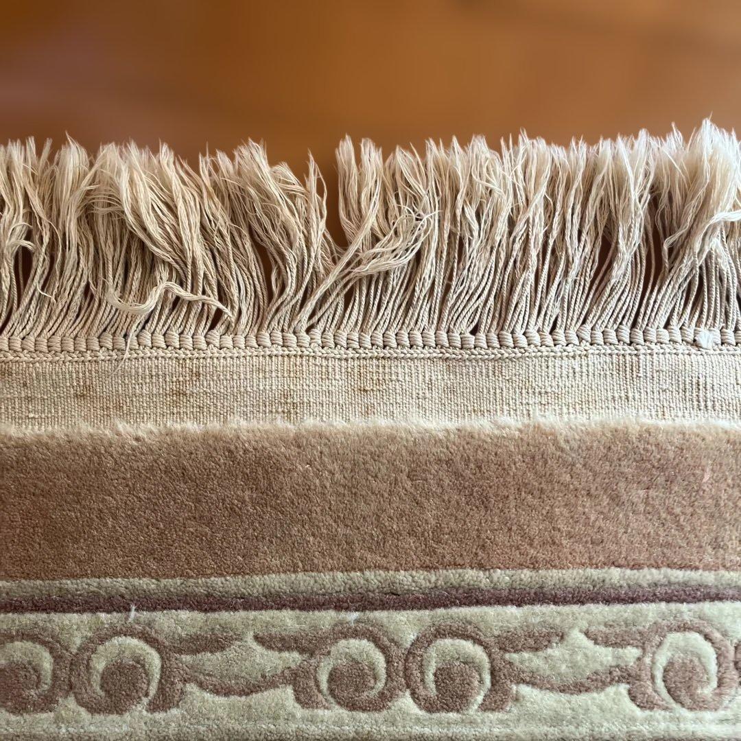 中国緞通　ウール製　千代田絨毯　花柄カーペット 181X 273cm