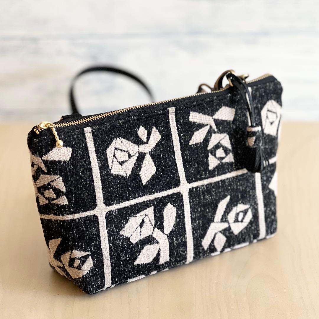 ミナペルホネンLulu beige 持ち手付きショルダーバッグMB601-093