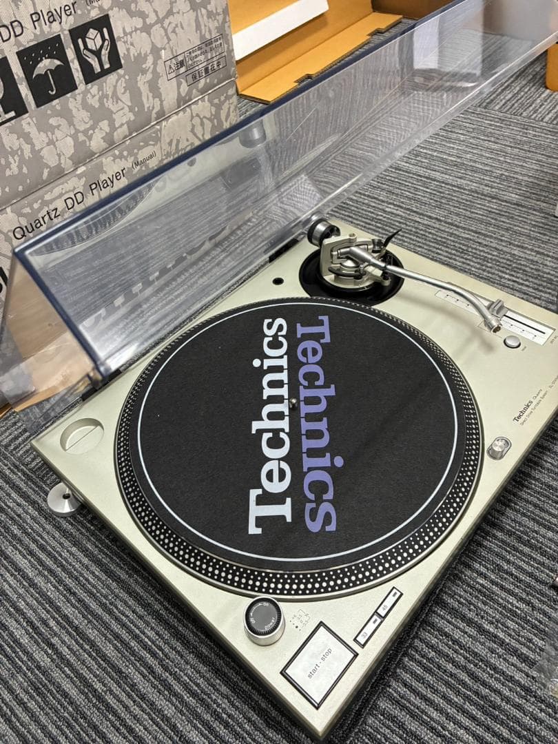 【通電確認済・送料込】ターンテーブル　Technics　SL-1200MK3DS