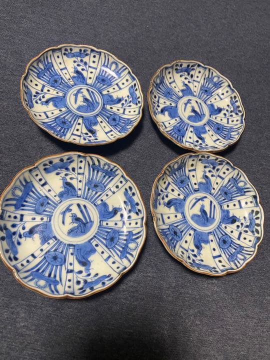 中国古美術品　明代成化年製　芙蓉手　染付(青花)花鳥文盤 茶托4客　皿