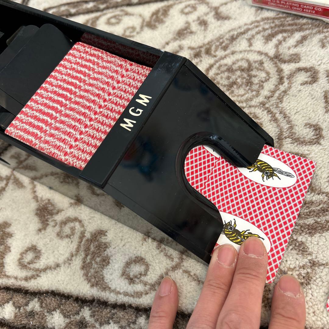 Bee Playing Cards & MGM トランプシューター
