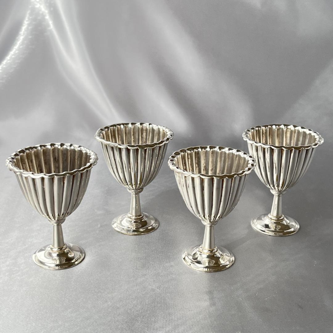 【John Gilbert & Sons】 エッグセット エッグカップ