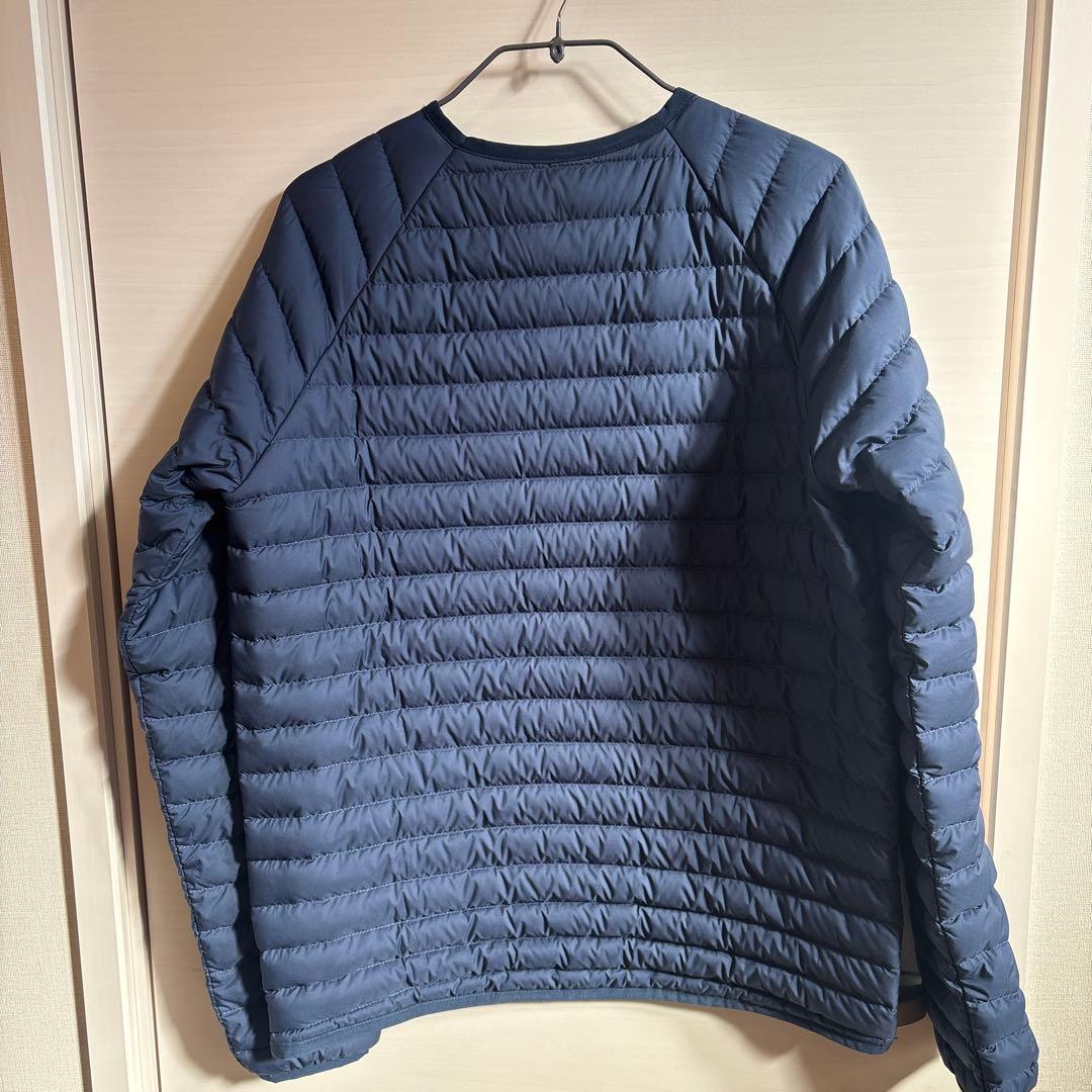 専用　patagonia ネイビー ダウンジャケット S サイレント　クルー