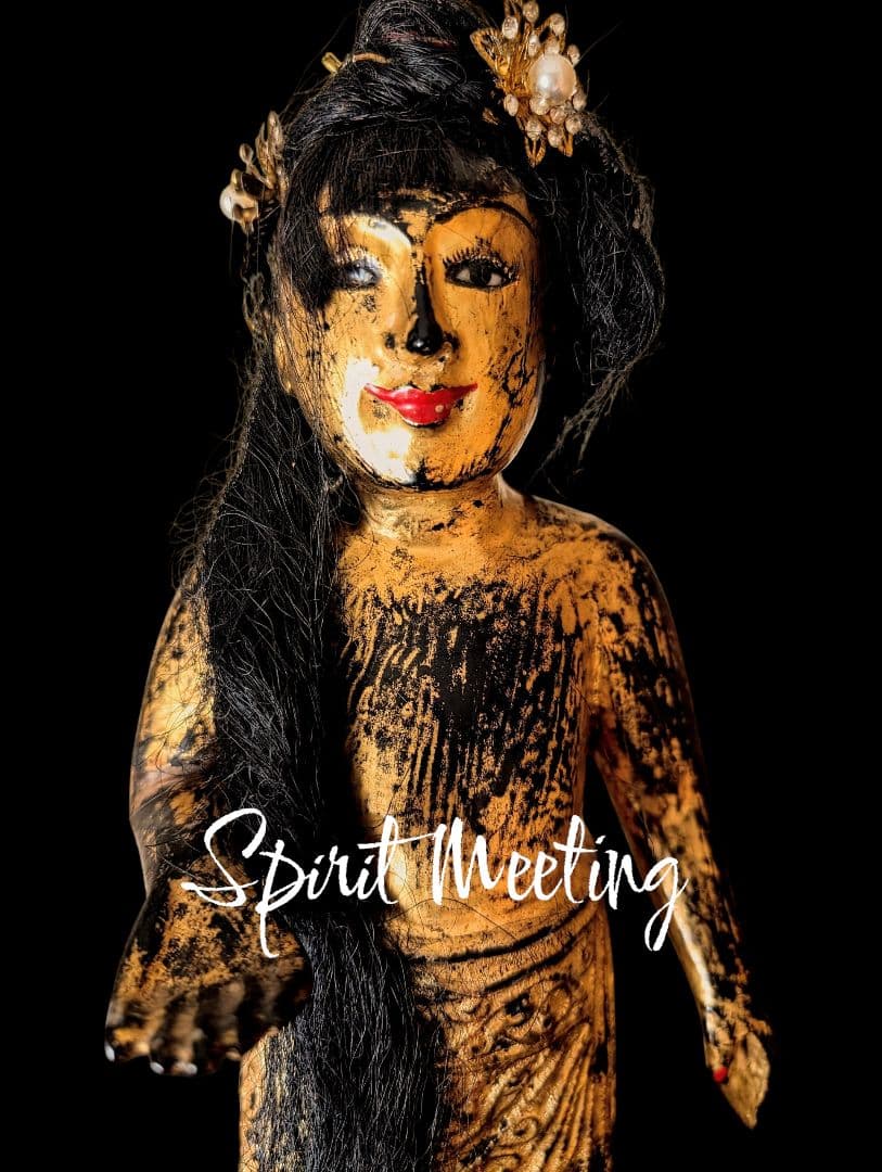 ミャンマー　ナッちゃん　100歳　ナット　精霊信仰　女性霊供養　　呪物