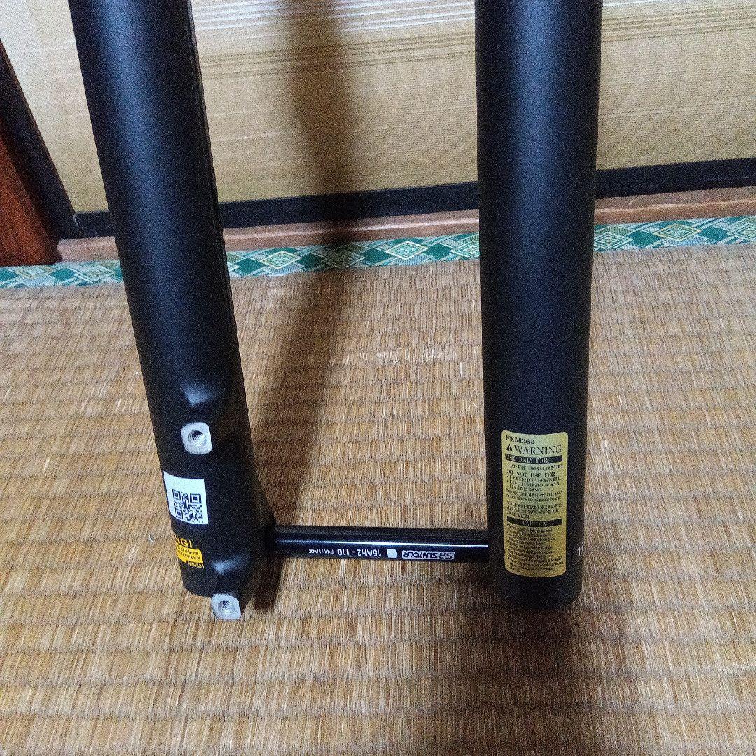 サンツアー　フロントサスペンション