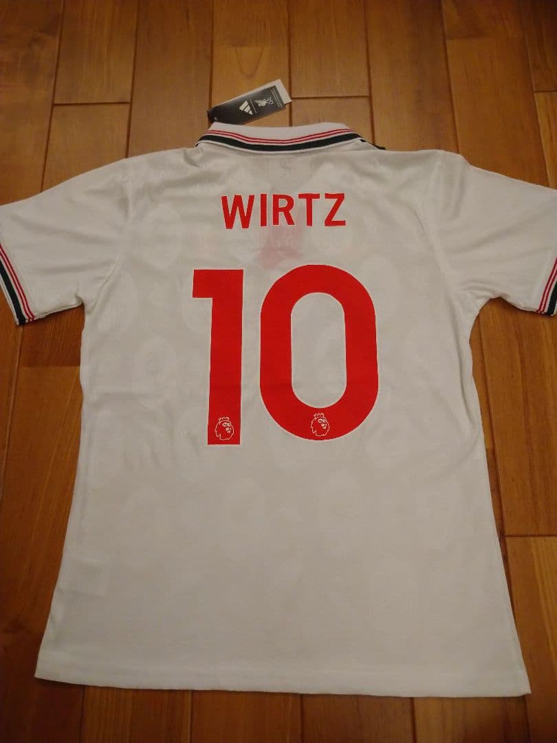 リバプール ヴィルツ選手 ユニフォーム Sサイズ 新品未使用