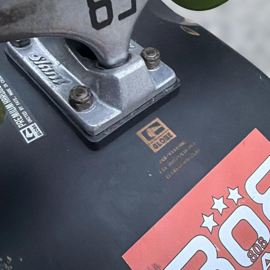 GLOBE グラデーションスケートボード