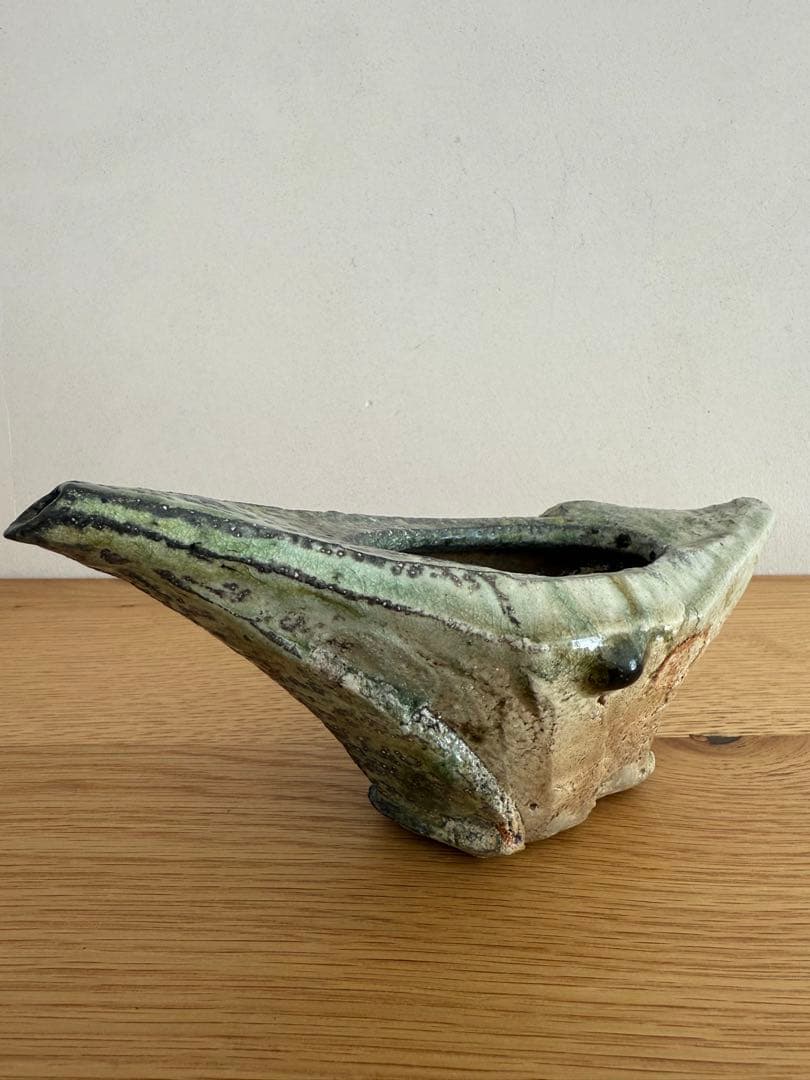 新学　伊賀　片口注ぎ