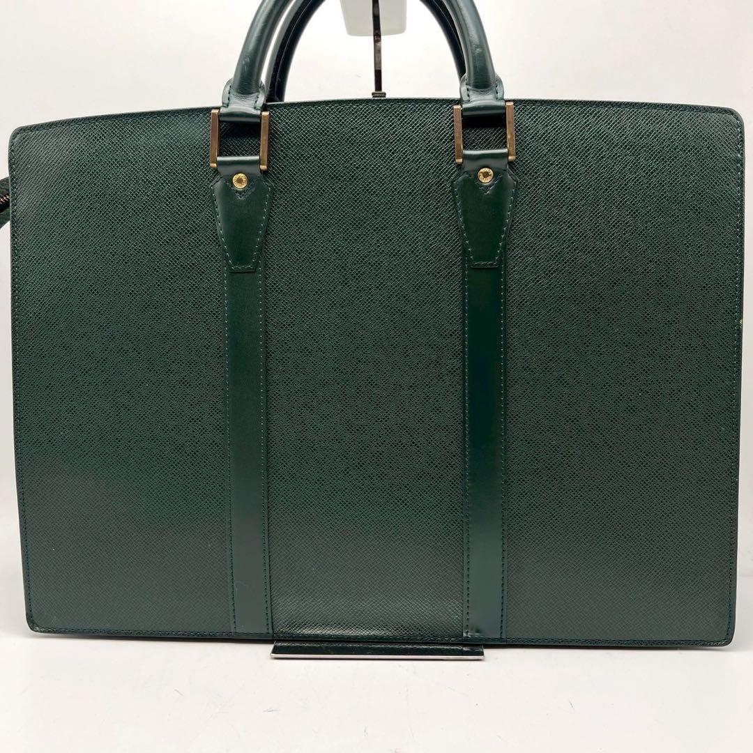 ルイヴィトン タイガ ポルトドキュマン ロザン エピセア　ビジネスバッグ 緑