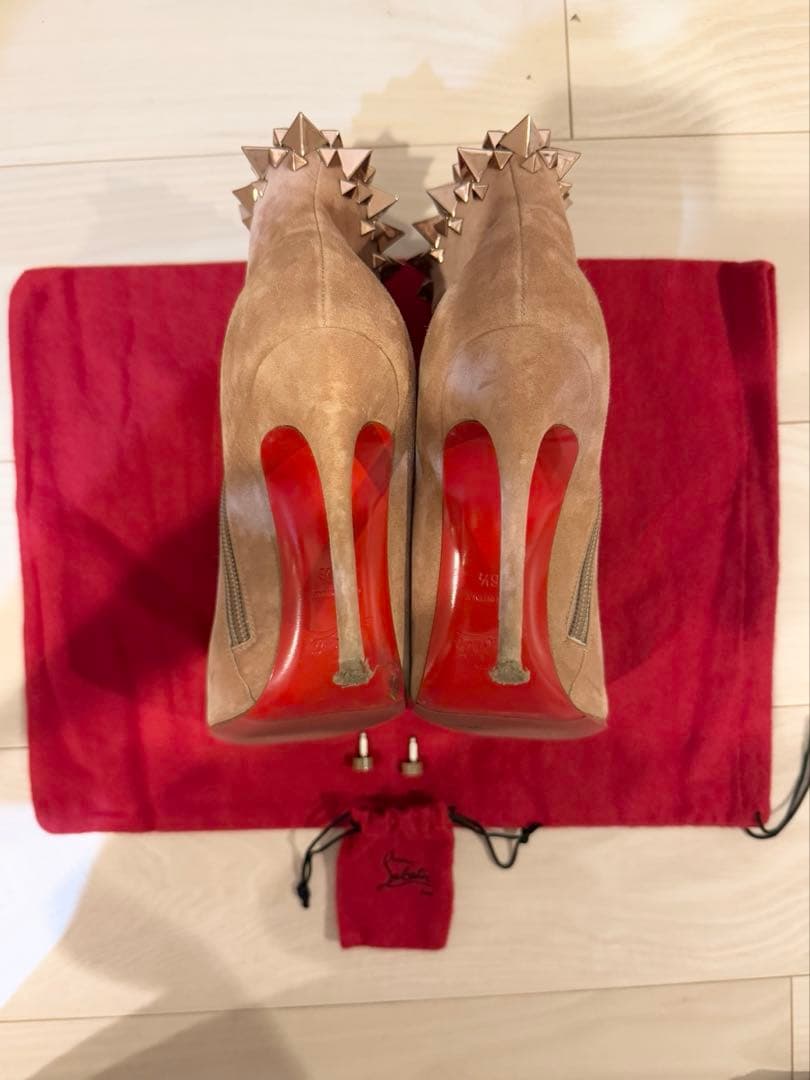 美品Christian Louboutin スタッズブーツ361/2（24cm）