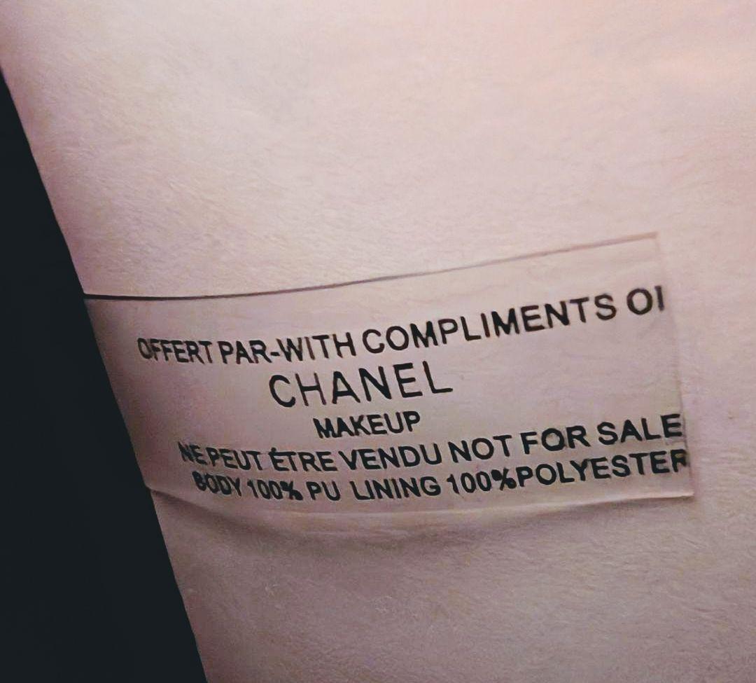 CHANELブラックキルティングチェーンショルダーミニバッグ ❦ミニマトラッセ