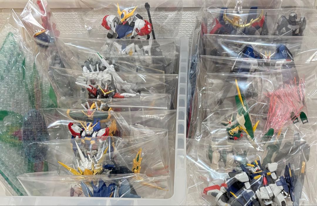 ①ジャンクプラモデル ガンプラ系・RG ゴッドガンダム HGドラゴンガンダム 他