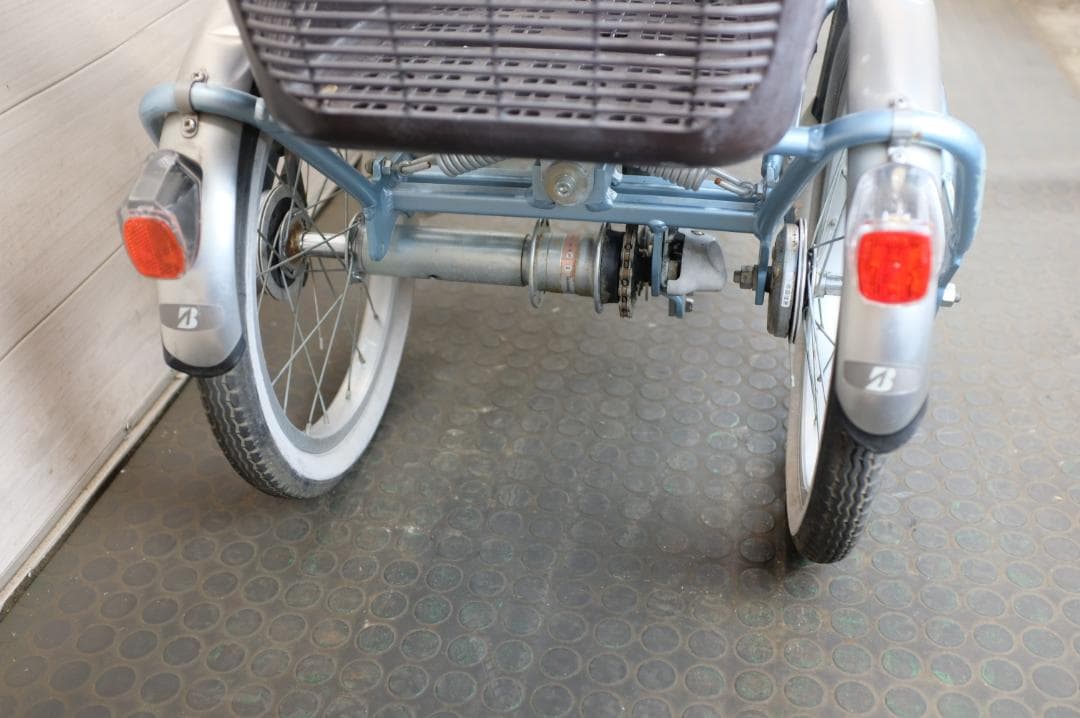 大人用★BS アシスタ　三輪車　16インチ　3段　12.8Ah充電器あり