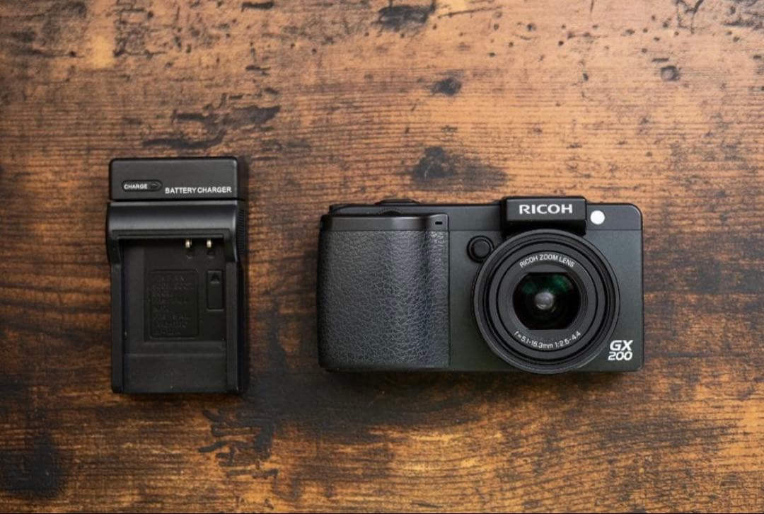 RICOH GX200 リコー ズーム機 CCDコンデジ