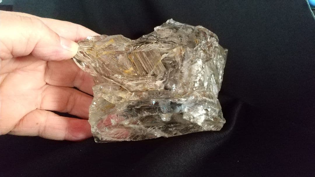 水入りエレスチャル水晶