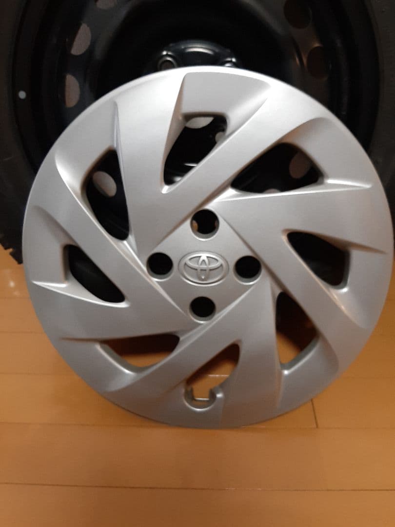 2023年製ブリジストン スタッドレス 175/65R15 4本 千葉近郊手渡可