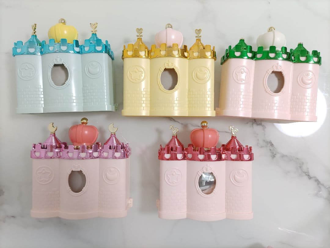 セーラームーン　キューティーパレス　当時　お城　人形　ドールハウス　フィギュア