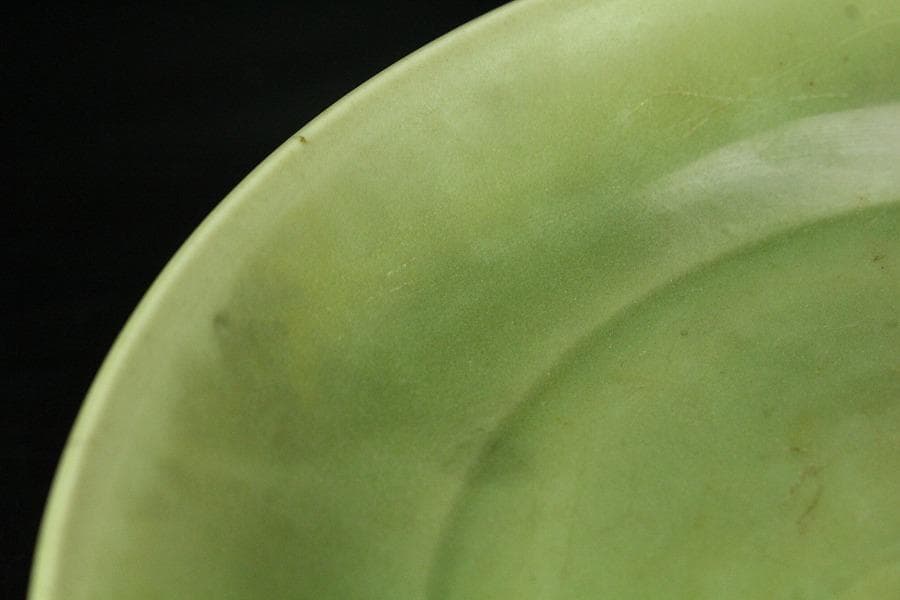 中国美術 青磁 鹿福紋 皿 φ19.5cm(K-A827)