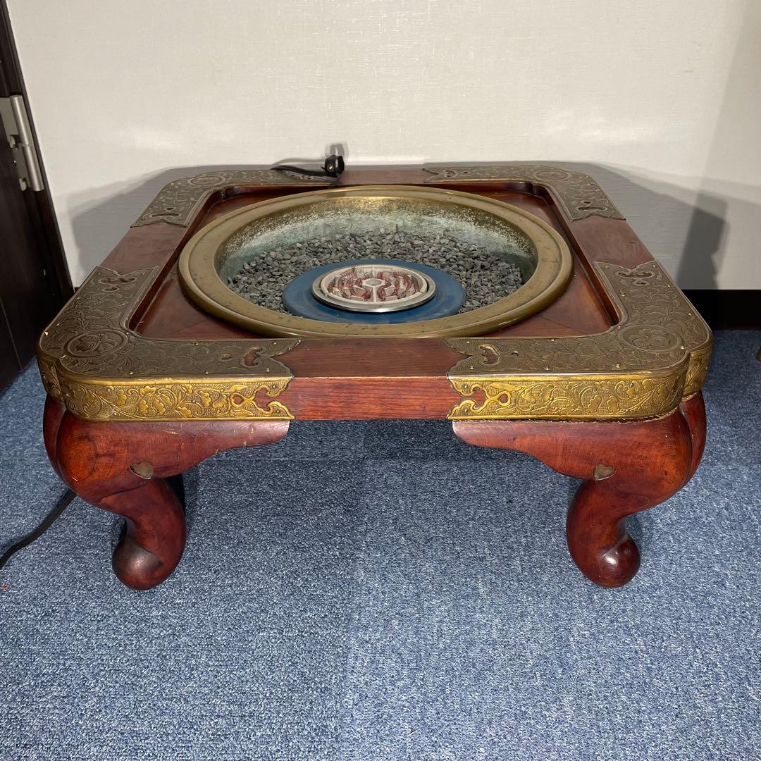 【昭和レトロ】電気火鉢 大名火鉢風 四角形 四猫脚 錺金具 蔦文様 家紋所風